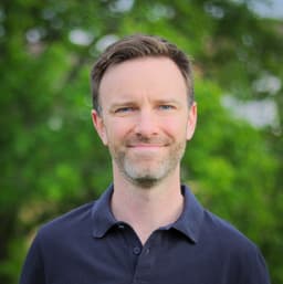 Dr Alasdair Munro