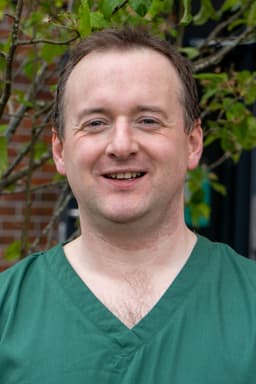 Dr Daniel Owens