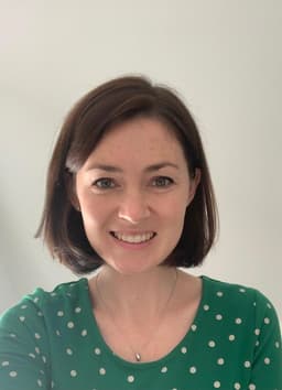 Dr Elizabeth van Boxel